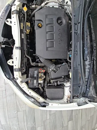 2016 Toyota Corolla L – miniatura 30