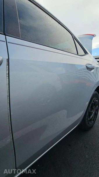 2016 Toyota Corolla L – miniatura 21