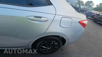2016 Toyota Corolla L – miniatura 28
