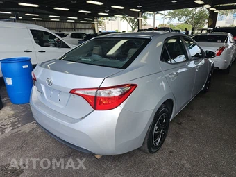 2016 Toyota Corolla L – miniatura 4