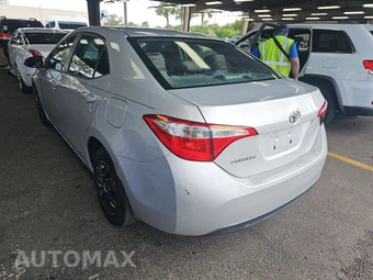 2016 Toyota Corolla L – miniatura 6
