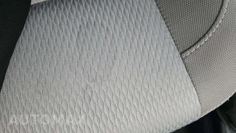 2016 Toyota Corolla LE - miniatura 21