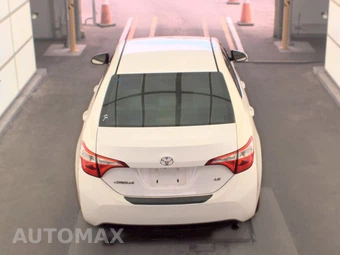 2016 Toyota Corolla LE - miniatura 5