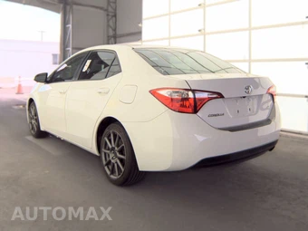2016 Toyota Corolla LE - miniatura 6