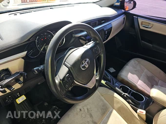 2016 Toyota Corolla LE – miniatura 10