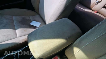 2016 Toyota Corolla LE – miniatura 28