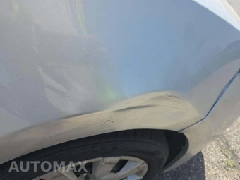 2016 Toyota Corolla LE – miniatura 22