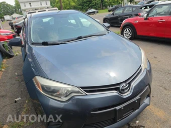 2016 Toyota Corolla LE – miniatura 2