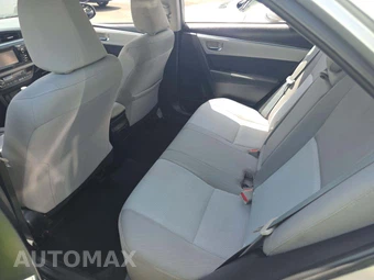 2016 Toyota Corolla LE – miniatura 13