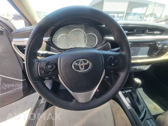 2016 Toyota Corolla LE - miniatura 10