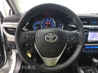 2016 Toyota Corolla LE - miniatura 10