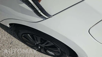 2016 Toyota Corolla LE - miniatura 19