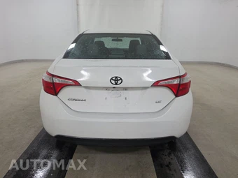 2016 Toyota Corolla LE - miniatura 5