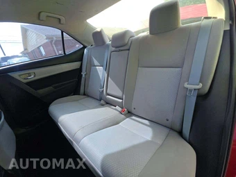 2016 Toyota Corolla LE – miniatura 10