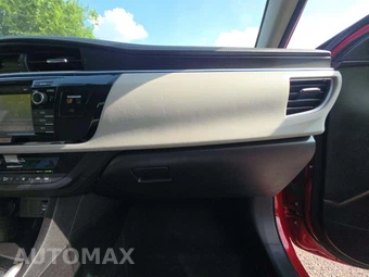 2016 Toyota Corolla LE – miniatura 16