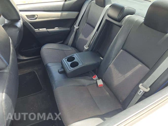 2016 Toyota Corolla LE – miniatura 13