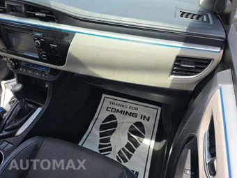 2016 Toyota Corolla LE – miniatura 19