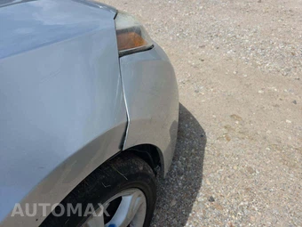 2016 Toyota Corolla LE – miniatura 23
