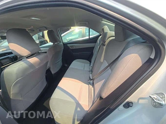 2016 Toyota Corolla LE Plus - miniatura 13