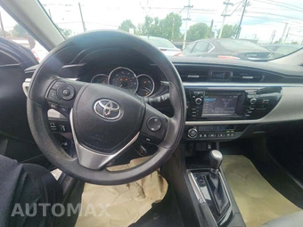2016 Toyota Corolla LE Plus – miniatura 10