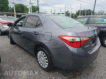 2016 Toyota Corolla LE Plus – miniatura 4