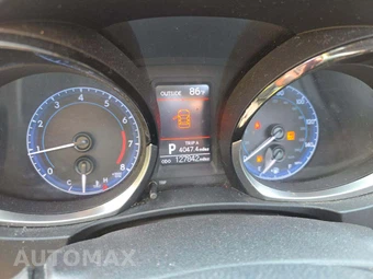 2016 Toyota Corolla S Plus - miniatura 9