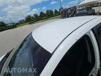 2016 Toyota Corolla S Plus – miniatura 9