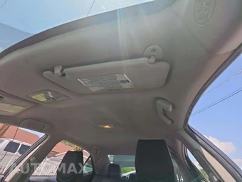2016 Toyota Corolla S Plus – miniatura 11