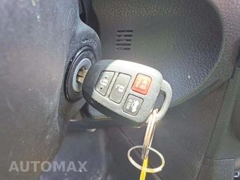 2016 Toyota Corolla S Plus – miniatura 8