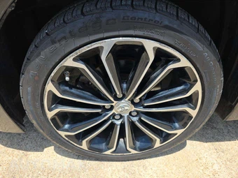 2016 Toyota Corolla S Plus – miniatura 22