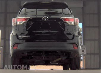2016 Toyota Highlander LE - miniatura 6
