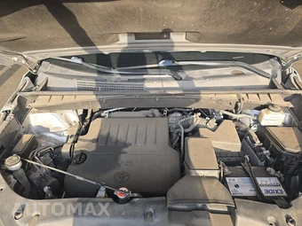 2016 Toyota Highlander LE - miniatura 16