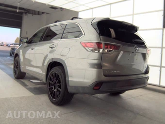 2016 Toyota Highlander LE - miniatura 6