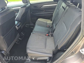 2016 Toyota Highlander LE Plus – miniatura 13