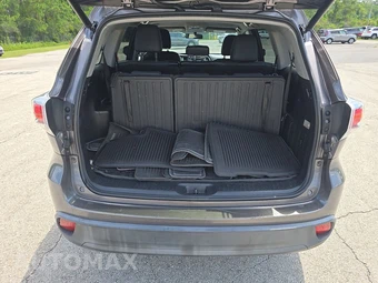 2016 Toyota Highlander LE Plus – miniatura 16
