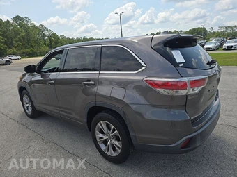 2016 Toyota Highlander LE Plus – miniatura 6