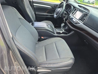 2016 Toyota Highlander LE Plus – miniatura 8