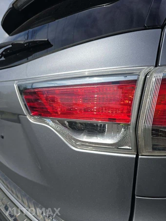 2016 Toyota Highlander Limited – miniatura 22