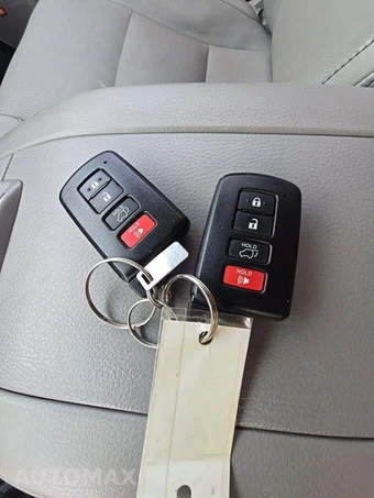 2016 Toyota Highlander Limited – miniatura 8