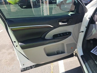 2016 Toyota Highlander Limited – miniatura 9