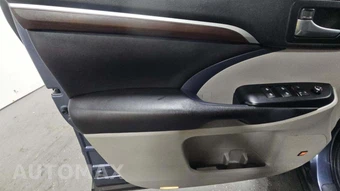 2016 Toyota Highlander Limited Platinum - miniatura 31