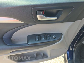 2016 Toyota Highlander XLE - miniatura 9