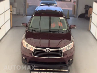 2016 Toyota Highlander XLE – miniatura 2