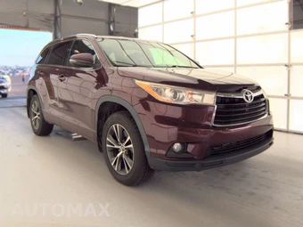 2016 Toyota Highlander XLE – miniatura 4