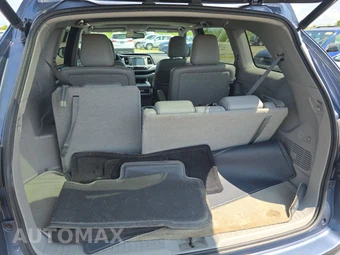 2016 Toyota Highlander XLE – miniatura 17