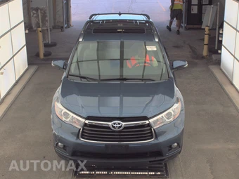 2016 Toyota Highlander XLE – miniatura 2