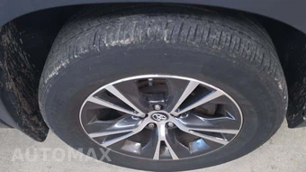2016 Toyota Highlander XLE – miniatura 23
