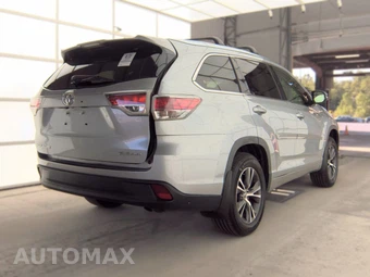 2016 Toyota Highlander XLE – miniatura 4