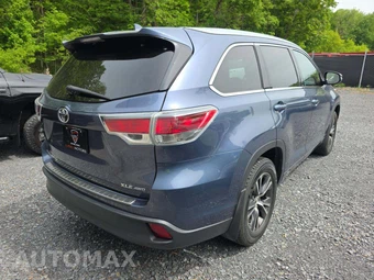 2016 Toyota Highlander XLE - miniatura 3