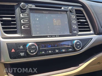 2016 Toyota Highlander XLE – miniatura 10
